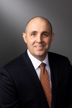 Justin J Noznesky
