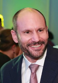 Robert Thaddeus Vayda