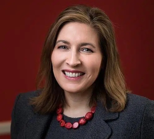 Beatriz R Perez
