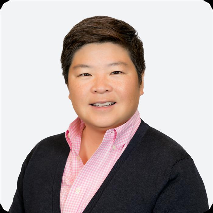 Jennifer L Wong