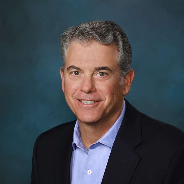 Gregory S Lynds