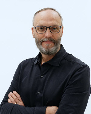 Jeffrey M Stutz