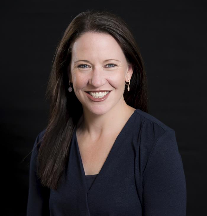 Jennifer S Grafton
