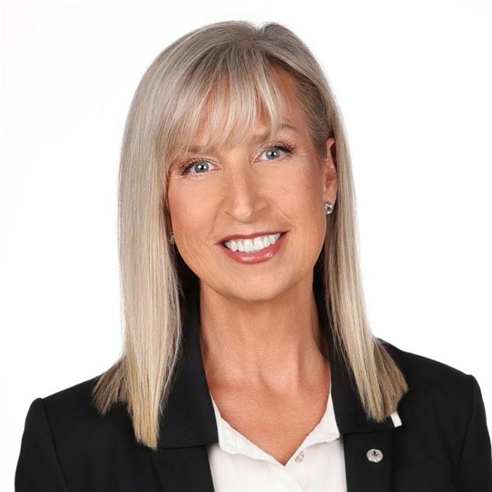 Tracey H Cook