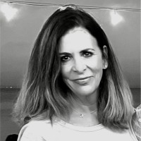 Elizabeth M Schwarting
