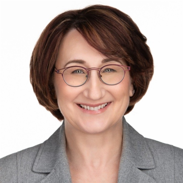 Suzanne M Becker