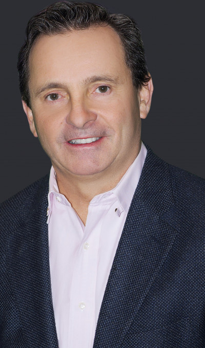 Brian W Mcneill