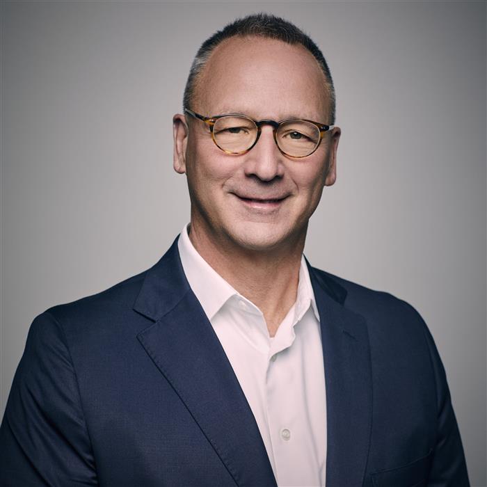 Anthony J Kuczinski