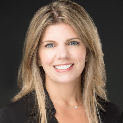 Tracy L Skeans