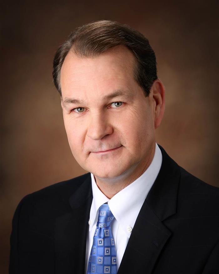 Gregory F Wooten