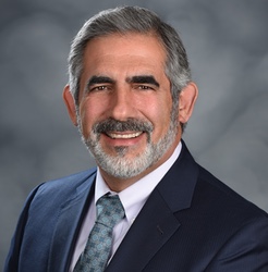 Julio M Quintana
