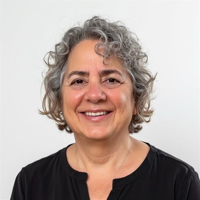Theresa G Laplaca