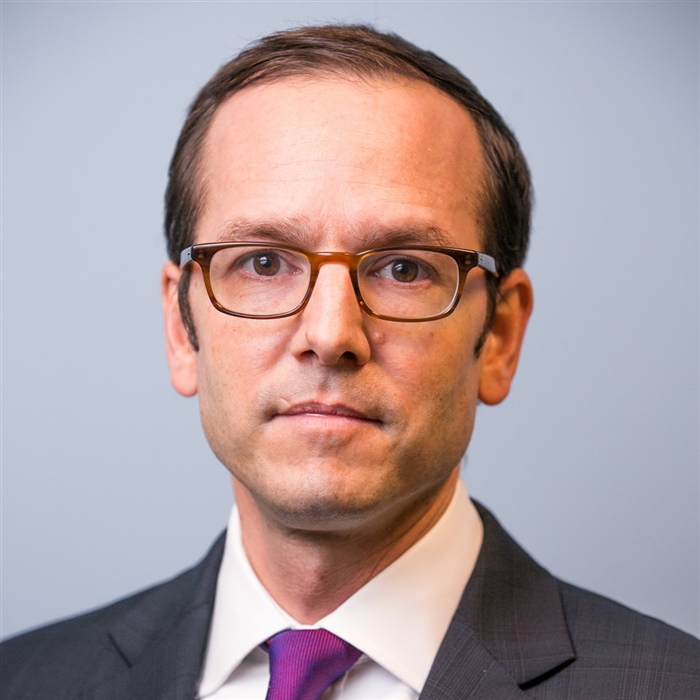 Evan S Medeiros