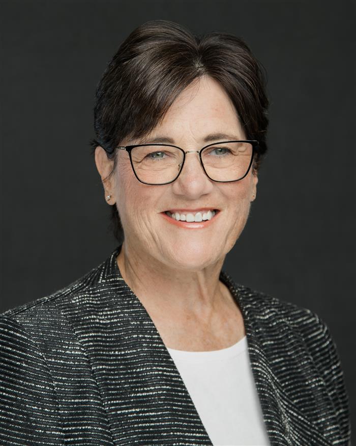 Margaret C Montana