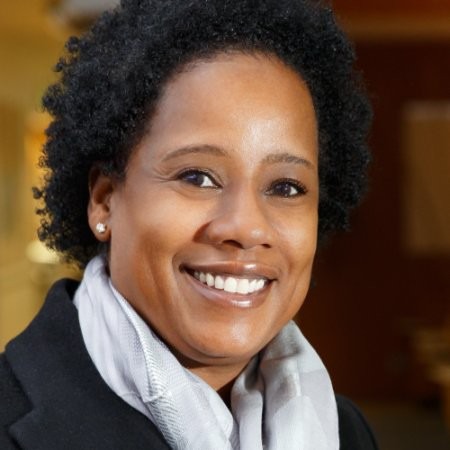 Lisa Neal-Graves
